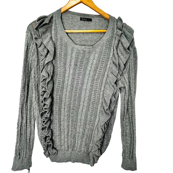 Very J Ruffled cable knit gray sweater in Size Large. - Picture 2 of 5